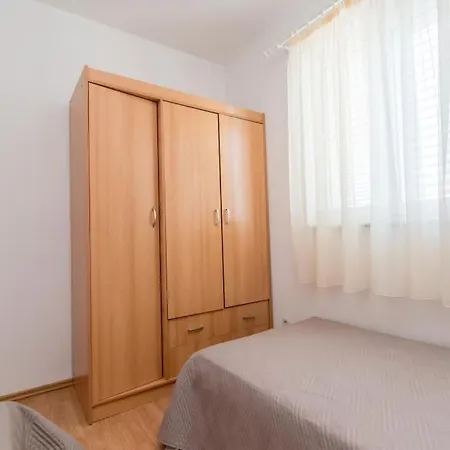 Batinic Apartment Supetar